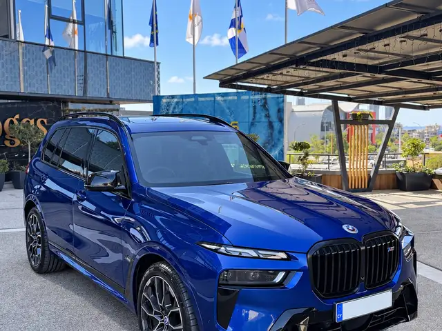BMW X7