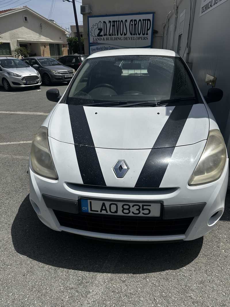 2011 Renault Clio 1,6L 2011 Cyprus