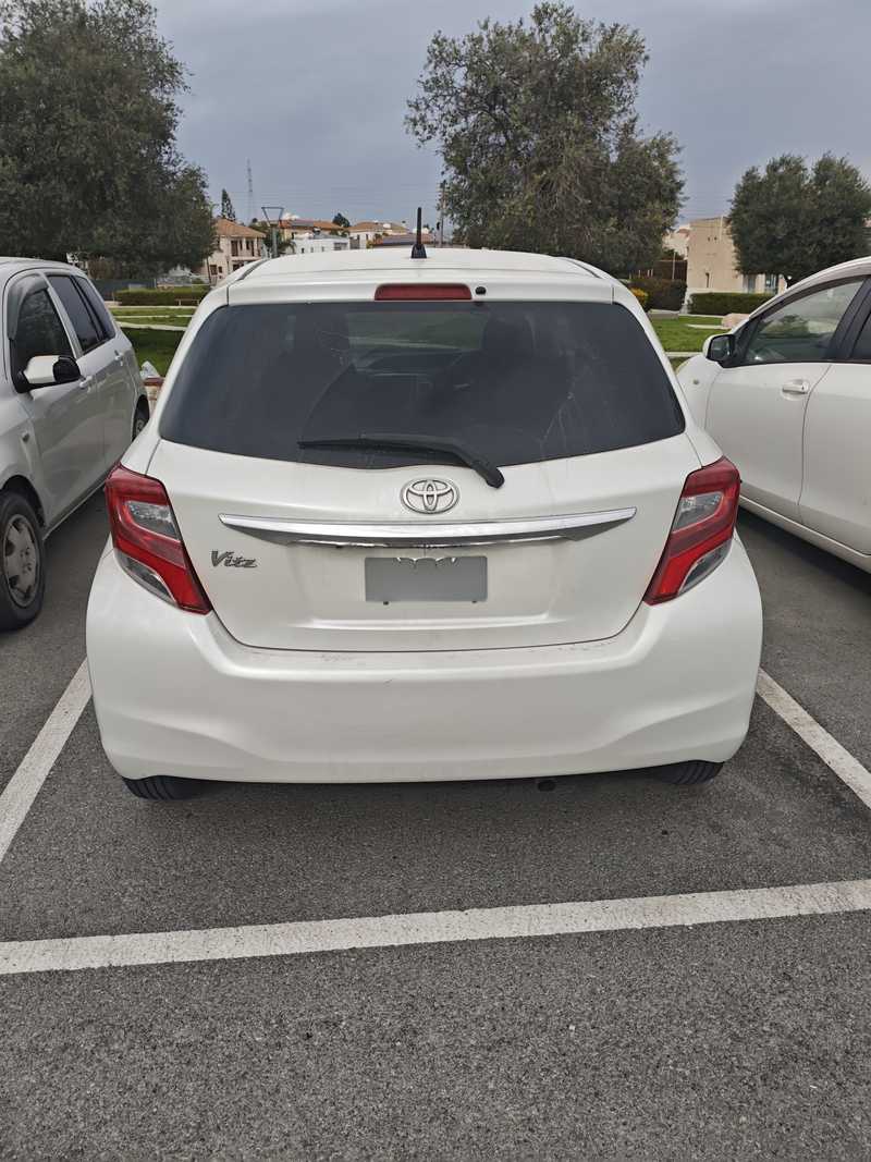 2014 Toyota Vitz 1,3L 2014 Cyprus