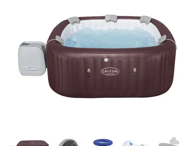 40 c hot tub waterjets airbubbles app, Επαρχία Λάρνακας — Λάρνακα - Φοινικούδες