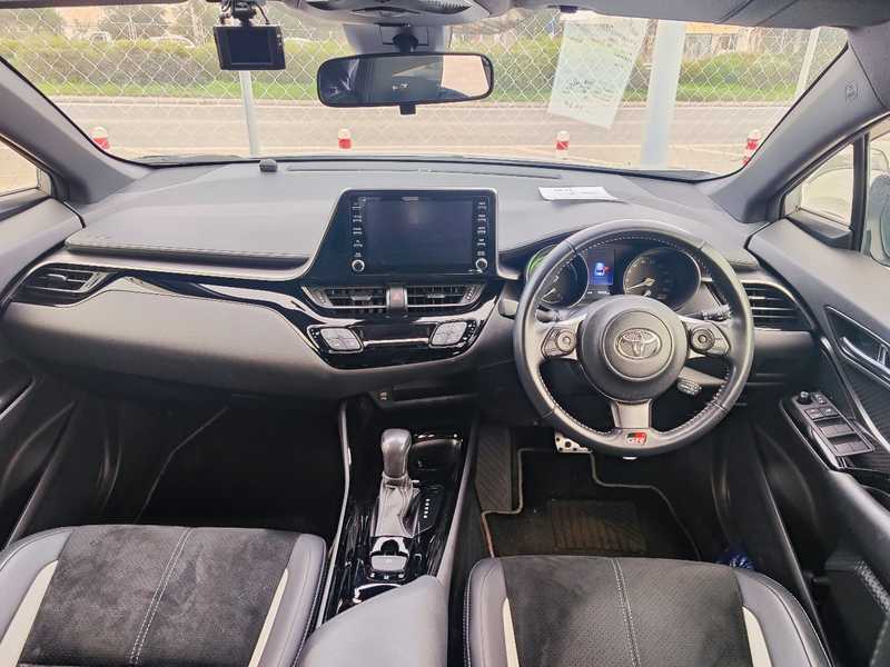 2022 Toyota C-HR 1,8L 2022 Cyprus