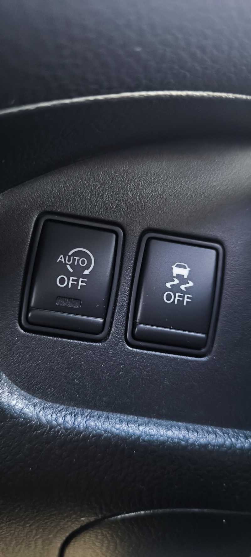 2016 Nissan Serena 2,0L 2016 Cyprus