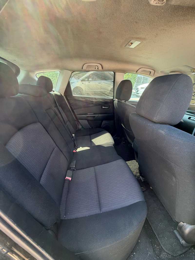 2006 Mazda Axela 5,5L 2006 Cyprus