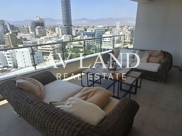 3-bedroom penthouse for sale, Nicosia — Nicosia - Trypiotis