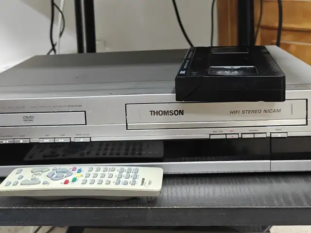 Vintage thomson dth6100e dvd and vhs vcr combo recorder, Επαρχία Λευκωσίας — Έγκωμη - Μακεδονίτισσα