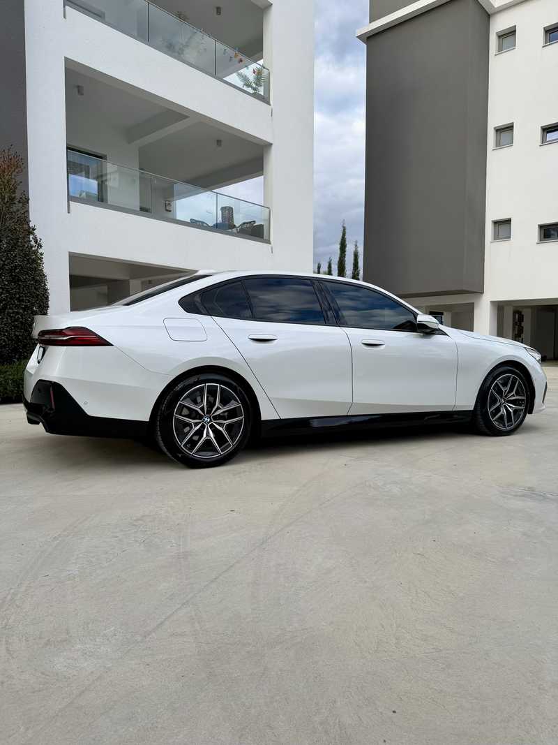 2024 BMW 5-Series 2,0L 2024 Cyprus