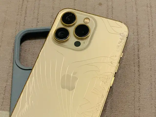 Iphone 13 pro, Επαρχία Λεμεσού — Μαρίνα Λεμεσού