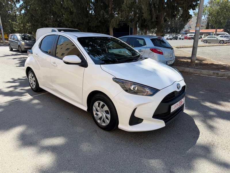 Toyota Yaris 1,5L 2023