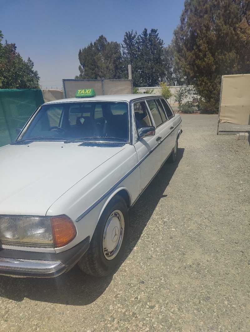 1983 Mercedes-Benz E-Class 3,0L 1983 Cyprus