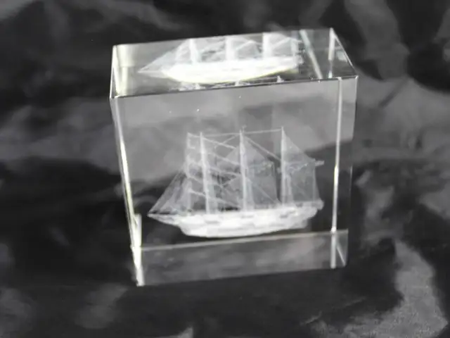Retro glass laser etched 3d lucite crystal glass block sailing ship paperweigh, Επαρχία Πάφου — Paphos - Άγιος Θεόδωρος
