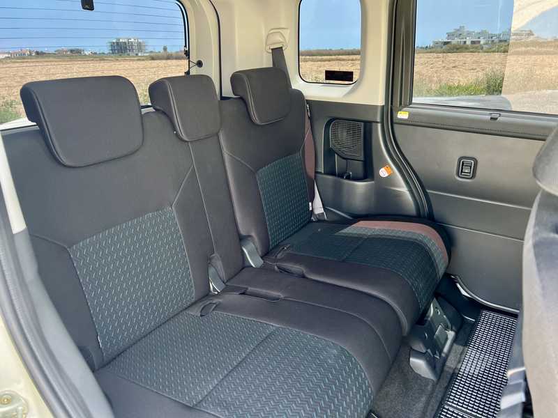 2021 Toyota Roomy 1,0L 2021 Cyprus