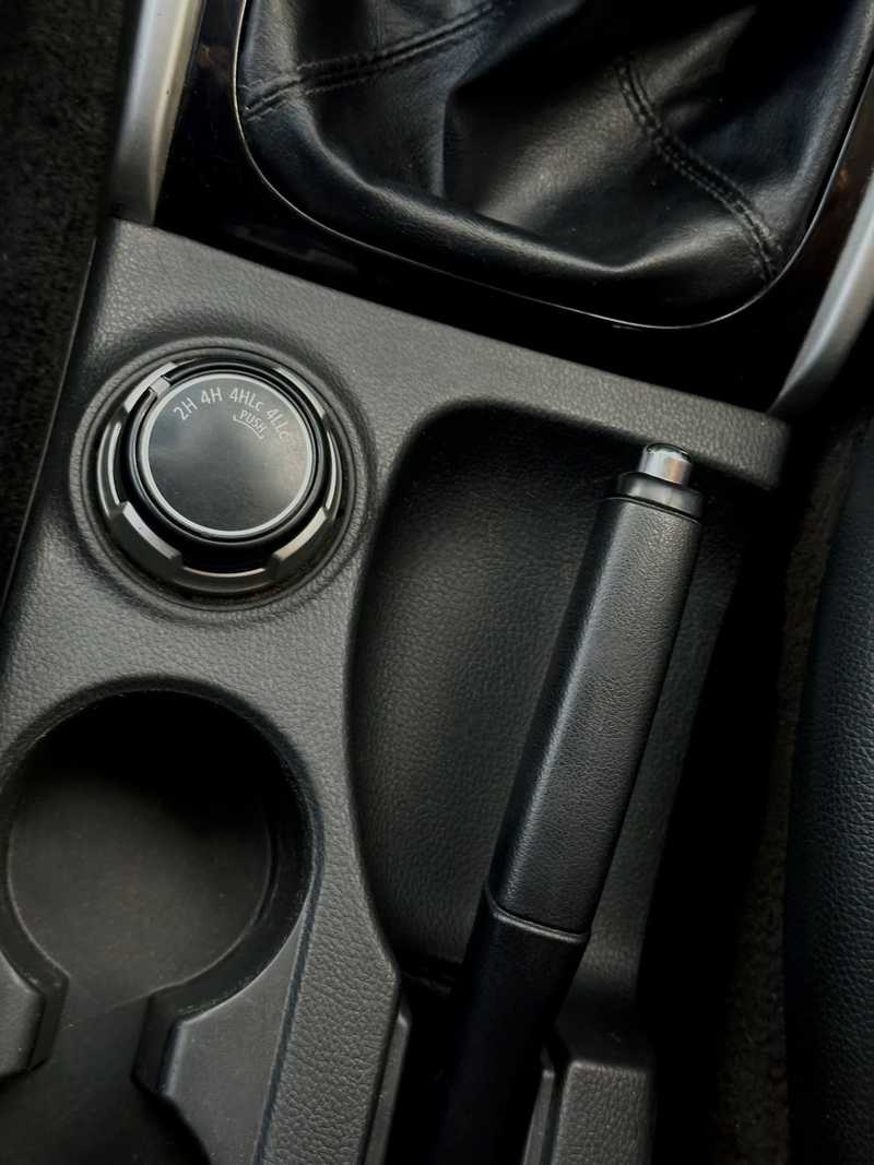 2017 Mitsubishi L200 2,4L 2017 Cyprus