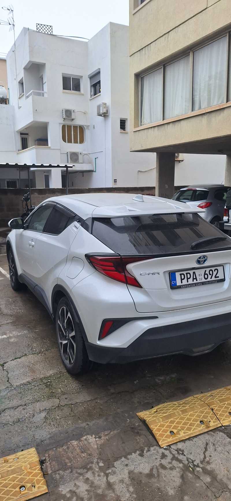 2022 Toyota C-HR 1,8L 2022 Cyprus