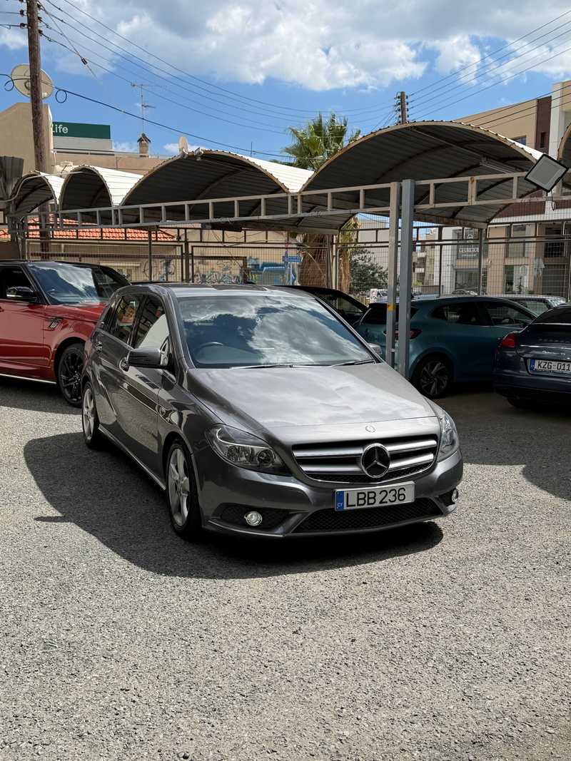 Mercedes-Benz B-Class 1,5L 2012