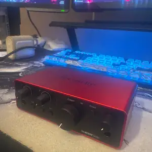 Focusrite scarlett solo 4th gen με συνδεση usb κάρτα ήχου, Επαρχία Πάφου — Γεροσκήπου
