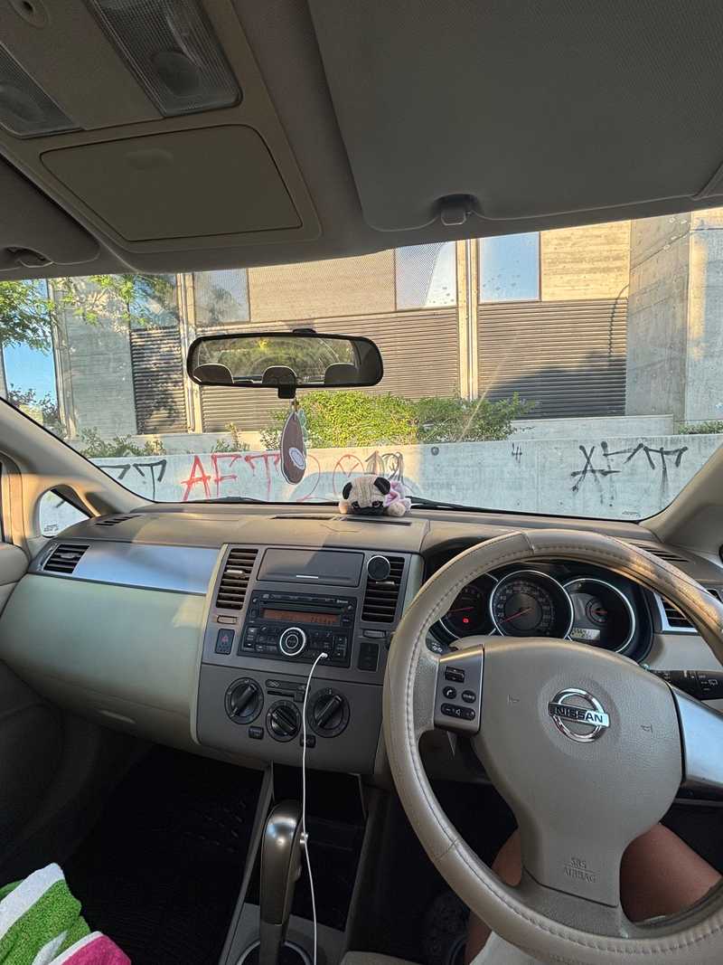 2011 Nissan Tiida 1,6L 2011 Cyprus