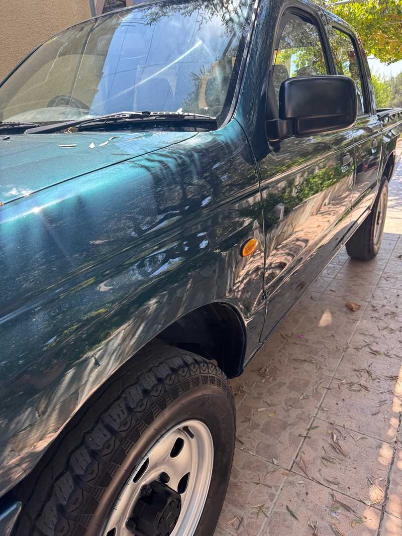2002 Mazda B-Series 2,5L 2002 Cyprus