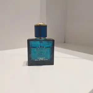 Versace eros edt 30ml, Επαρχία Λευκωσίας — Στρόβολος - Χρυσελεούσα