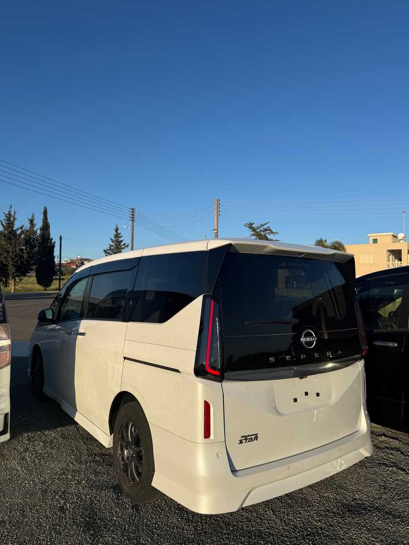 2024 Nissan Serena 2,0L 2024 Cyprus
