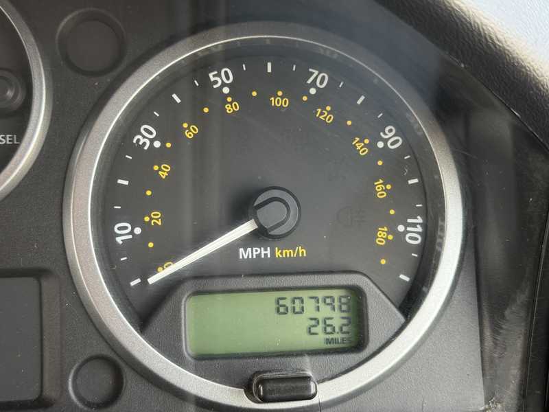 2015 Land Rover Defender 2,2L 2015 Cyprus