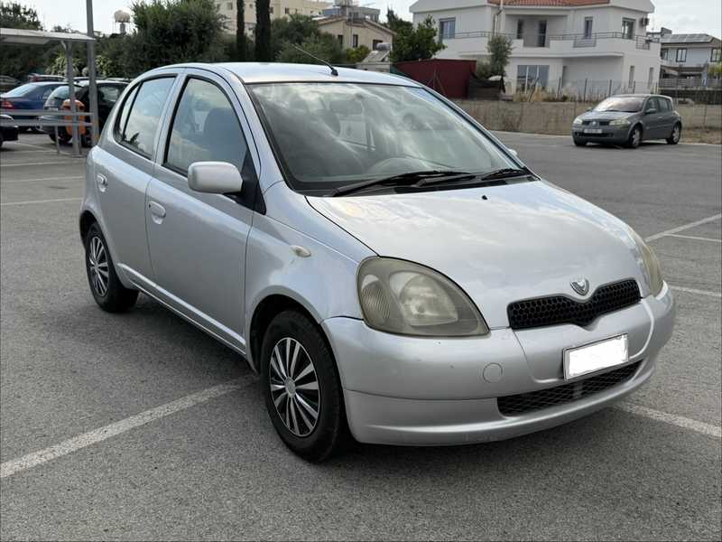 2000 Toyota Vitz 1,0L 2000 Cyprus