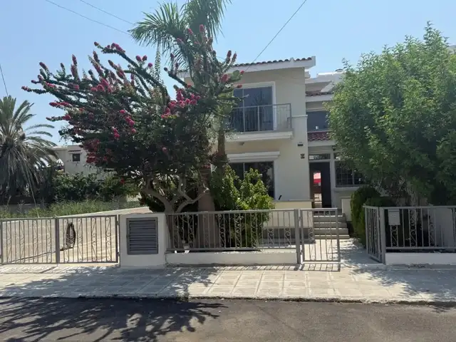 3-bedroom detached house to rent, Επαρχία Λάρνακας — Ορόκλινη Τουριστική Περιοχή