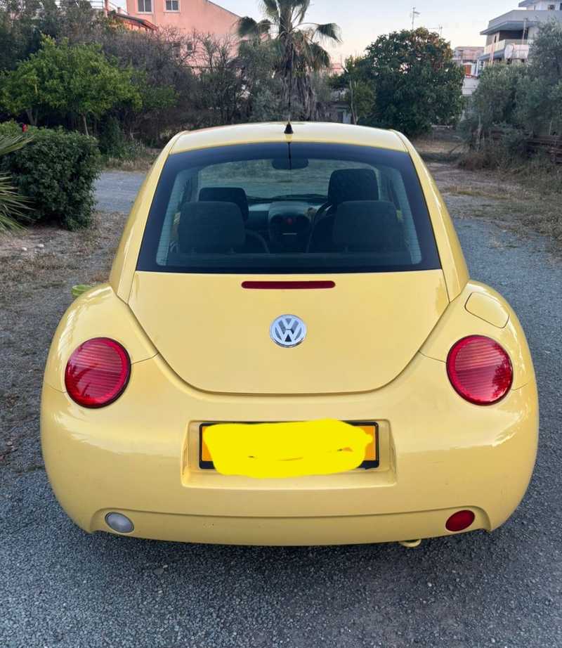 2004 Volkswagen Beetle 1,6L 2004 Cyprus
