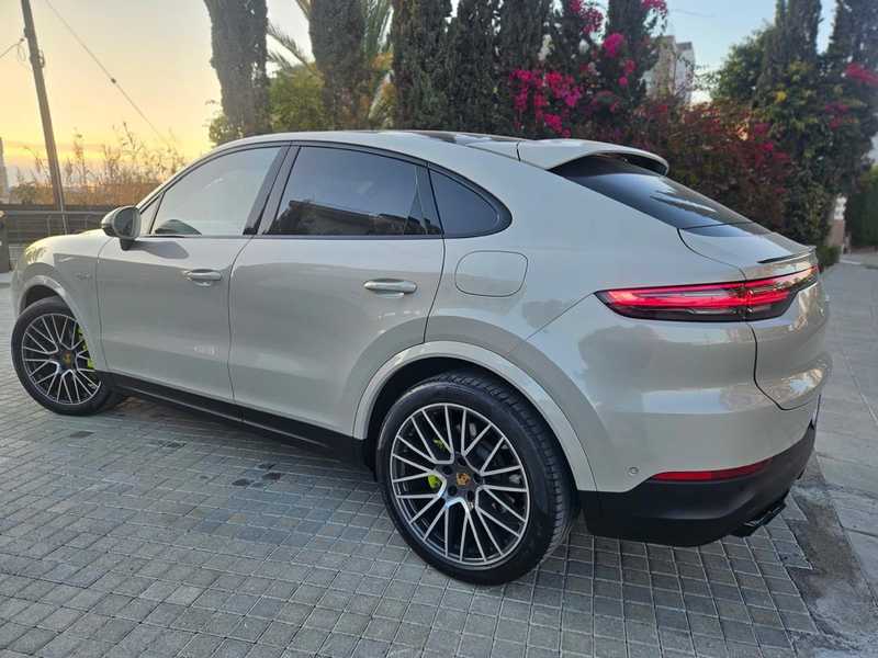 2022 Porsche Cayenne 3,0L 2022 Cyprus