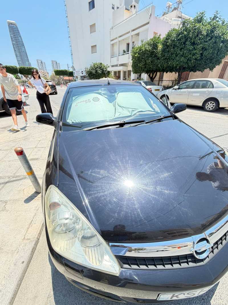 2008 Opel, Vauxhall Astra 5,9L 2008 Cyprus