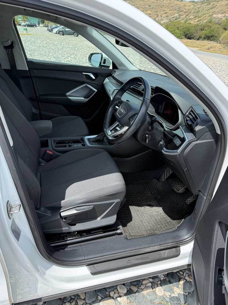 2021 Audi Q3 1,5L 2021 Cyprus