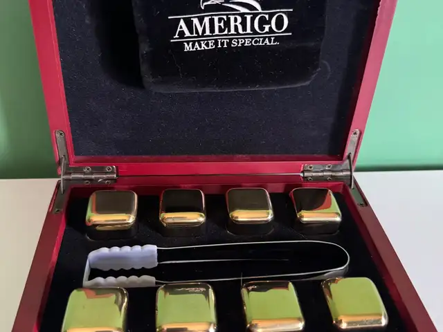 Amerigo gold stainless steel whisky stones gift set 8pcs, Limassol — Ypsonas