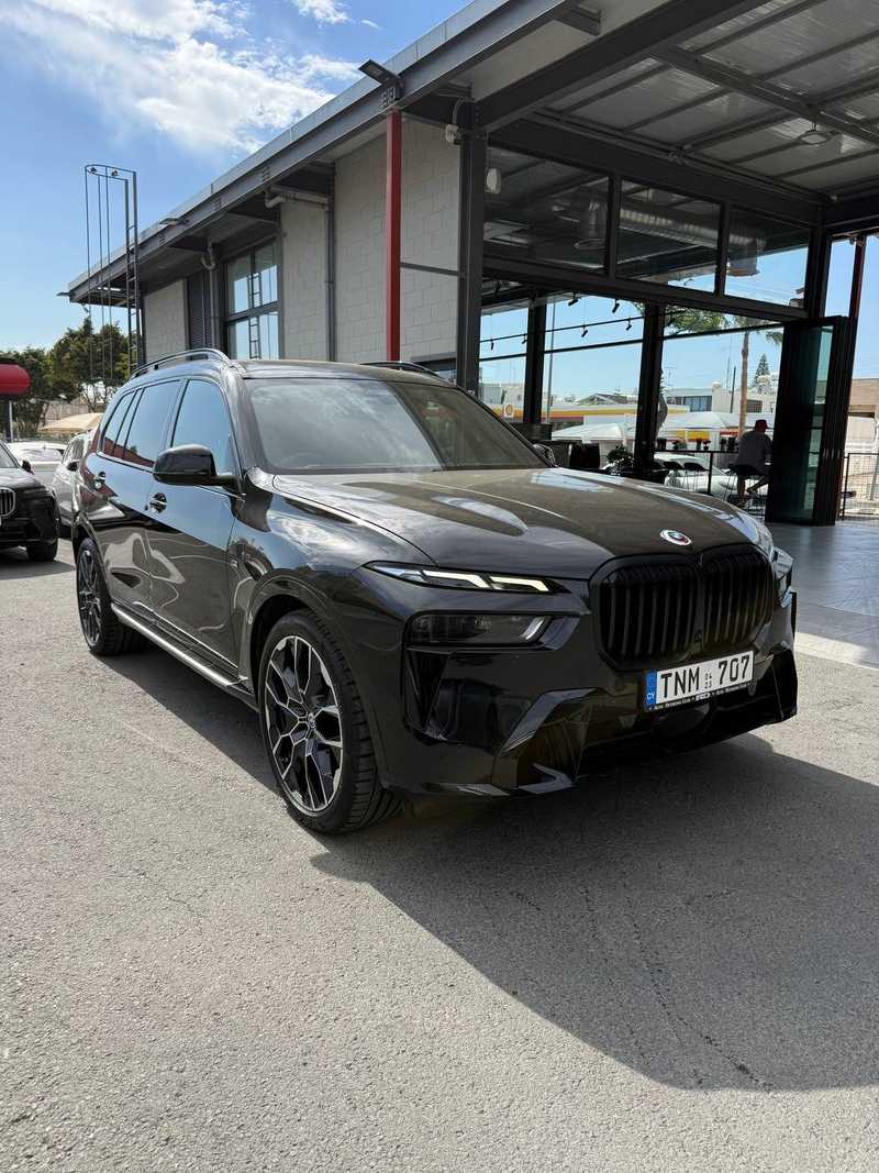 BMW X7 3,0L 2023