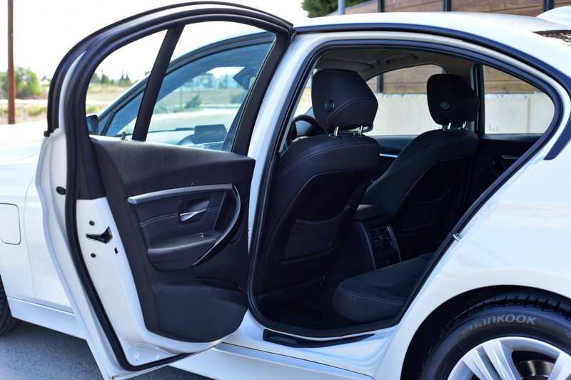 2016 BMW 3-Series 2,0L 2016 Cyprus