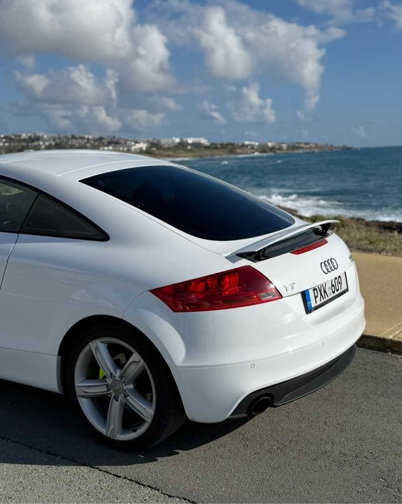 2010 Audi TT 2,0L 2010 Cyprus