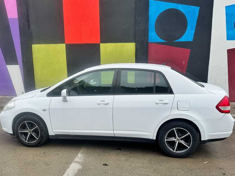 2006 Nissan Tiida 1,3L 2006 Cyprus