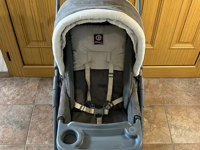 Graco baby stroller - can be forward and real facing worth 200, Επαρχία Λεμεσού — Άγιος Αθανάσιος