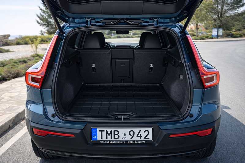 2022 Volvo XC40 2,0L 2022 Cyprus