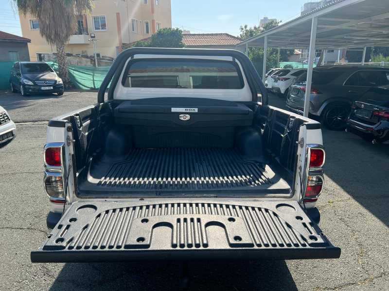 2016 Toyota Hilux 2,5L 2016 Cyprus
