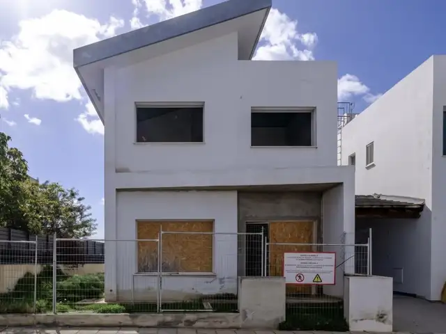 3-bedroom semi-detached for sale, Επαρχία Λευκωσίας — Λατσιά - Άγιος Γεώργιος