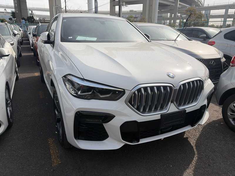 BMW X6 3,0L 2022