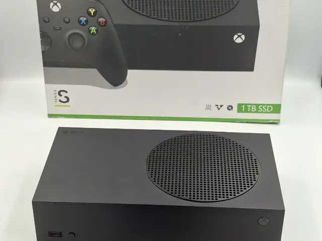 XBOX SERIES S 1TB Complete boxed package, Επαρχία Λεμεσού — Λεμεσός - Πέτρου και Παύλου