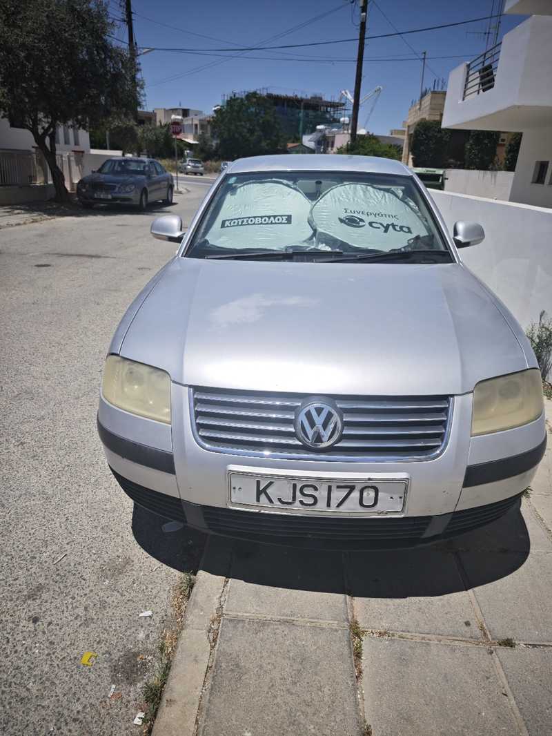 2004 Volkswagen Passat 1,6L 2004 Cyprus