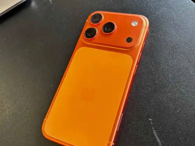 Iphone 17 pro in perfect condition, Επαρχία Λεμεσού — Παρεκκλησιά