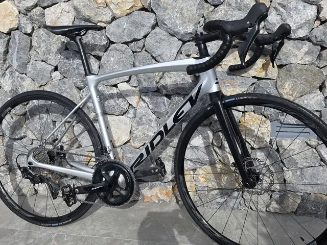 Ridley fenix slic 105 disc carbon road bike, Επαρχία Λεμεσού — Παραμύθα