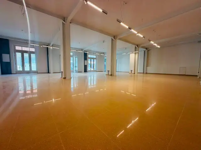 Heart of the city 250sqm open plan, Limassol — Historical Center