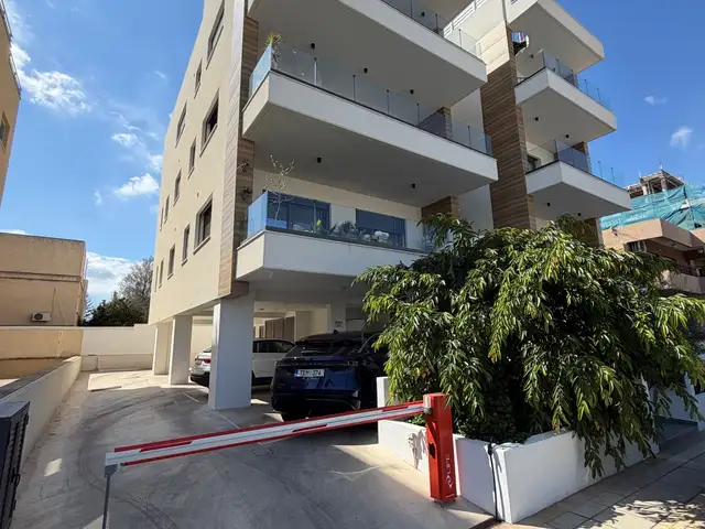 2-bedroom apartment to rent, Limassol — Limassol - Omonia