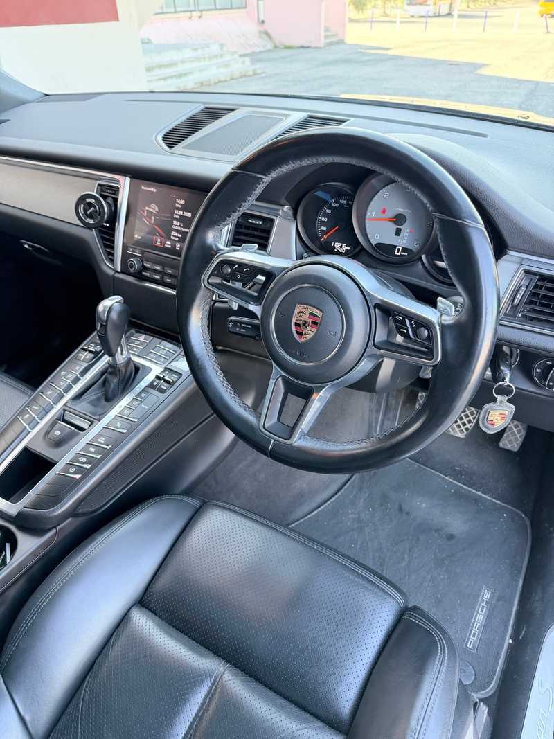 2017 Porsche Macan 3,0L 2017 Cyprus