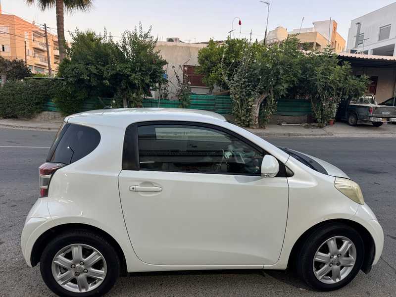 2009 Toyota IQ 1,0L 2009 Cyprus