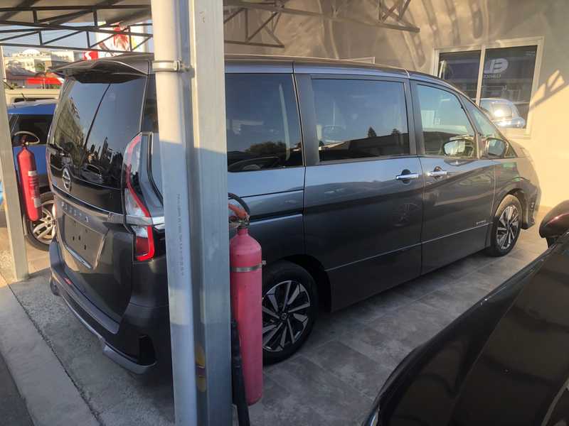 2021 Nissan Serena 2,0L 2021 Cyprus