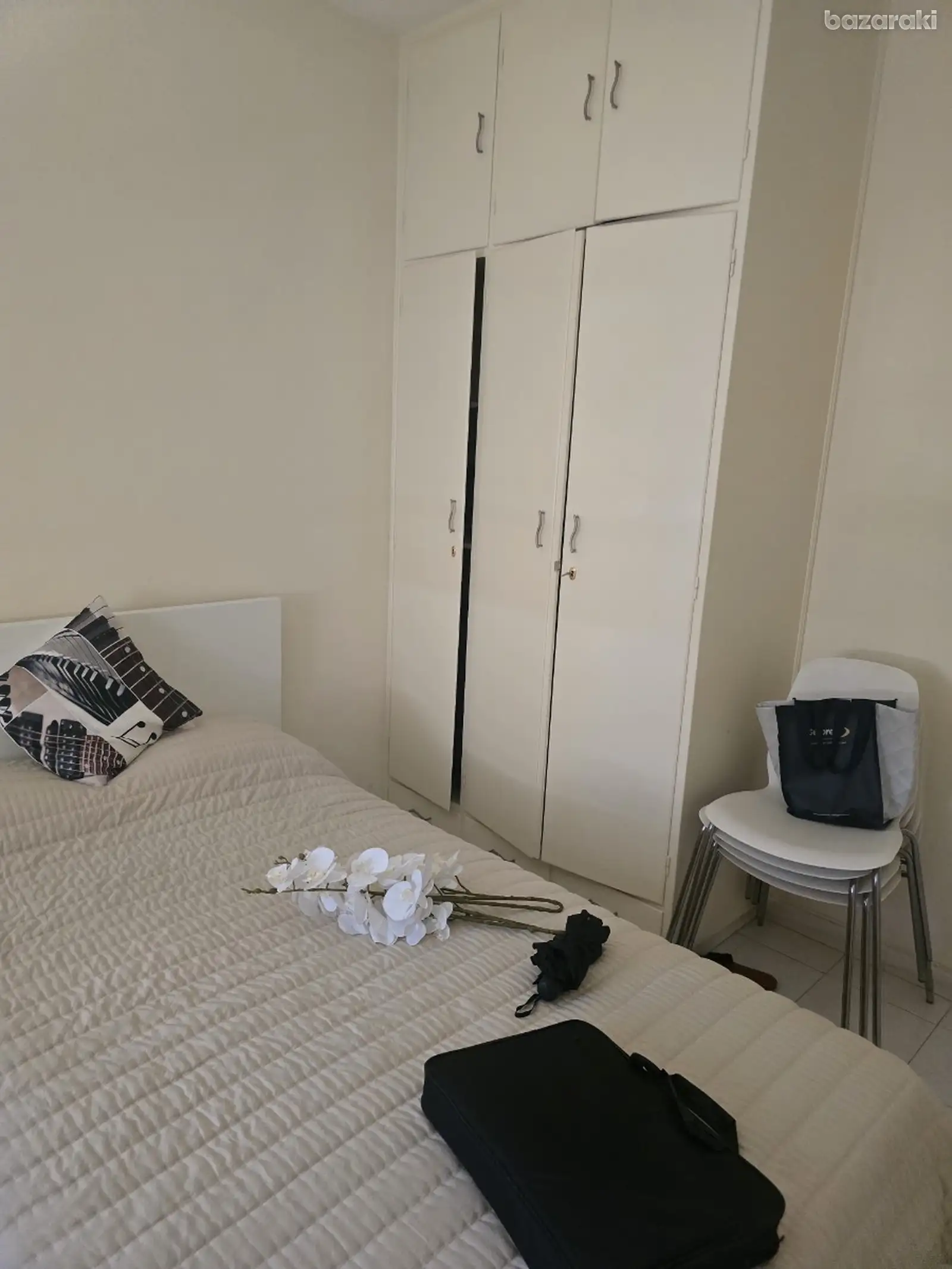 Room — 6